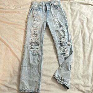 A trendy high waisted wide legged jean. 100% cotton, so they have no stretch.